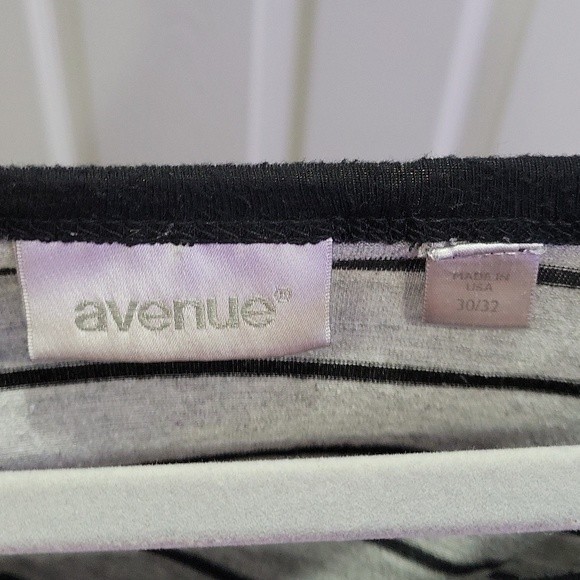 Avenue Gray and Black Stripes Tunic Top Plus Size 30/32 - Picture 6 of 8